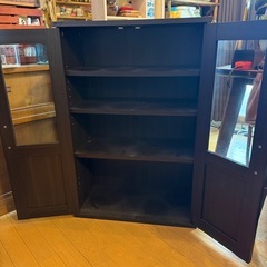 【早い者勝ち】アンティーク調 食器棚の画像