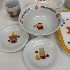 【受け渡し予定者決定】🍎子ども用食器セット まとめ売り／プレート・お椀・茶碗・マグなどの画像