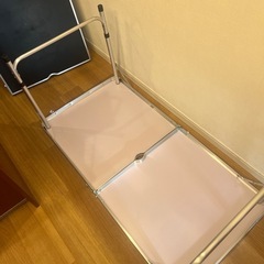 キャンプ用テーブル（折りたたみ可）の画像