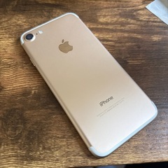 iPhone7 ゴールド本体の画像