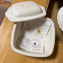 耐熱セラミックおひつ　食器の画像