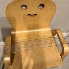 子供用　椅子の画像