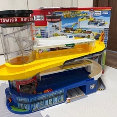 ダブルアクショントミカビルの画像