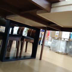 リユースのサカイ浦和店 【F491】★ニトリ ダイニングテーブル 茶の画像