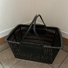 カゴの画像
