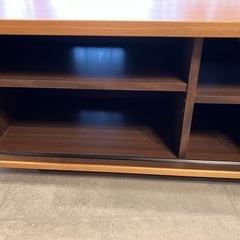 テレビボードの画像