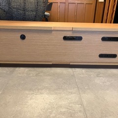 テレビボードの画像