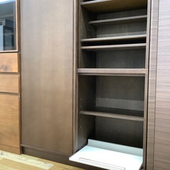 【トレファク ラパーク岸和田店】karimoku 食器棚　入荷しました。の画像