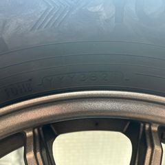 アルファード　スタッドレスタイヤ　16インチ
の画像