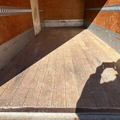 2.2坪/外寸長さ448cm●アルミバン、アルミコンテナ、横ドア故障！ ●バイクガレージ.キャンプ場.離れ.作業場.農漁業倉庫 ●福岡発の画像