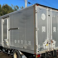 2.2坪/外寸長さ448cm●アルミバン、アルミコンテナ、横ドア故障！ ●バイクガレージ.キャンプ場.離れ.作業場.農漁業倉庫 ●福岡発の画像