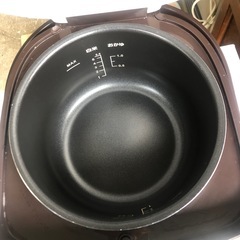 NO：5182    5🈴マイコン炊飯ジャー‼️2024年製❣️美品の画像