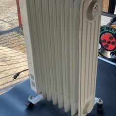 引取限定　山善　オイルヒーターの画像