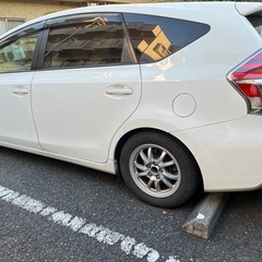 プリウスα 後期S ５人乗り車検約1年残りの画像