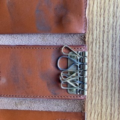 ［鞄 いたがき］キーケースの画像