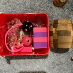 おもちゃ　ヘアゴムなど色々　の画像