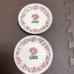 どれでも1枚300円　クロミ、マイメロ　お皿
の画像