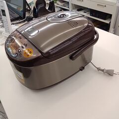 ★リユースのサカイ千葉中央店★ ZOJRUSHI 炊飯器 3合炊き 18年製 動作確認／クリーニング済み TC5662の画像