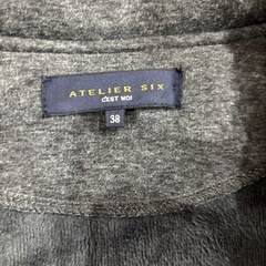 レディースパーカーの画像