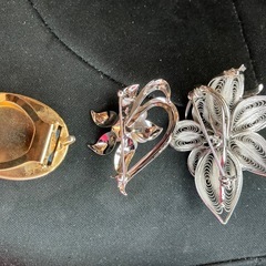 ブローチ　3点セットの画像