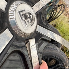 18インチ　６穴　アルミホイール
の画像