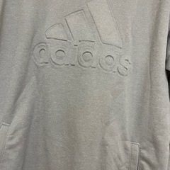 adidasビックロゴ　ワンピースの画像