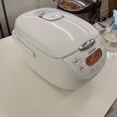 ★リユースのサカイ千葉中央店★ YAMADA 炊飯器 5.5合炊き 22年製 動作確認／クリーニング済み TC5674の画像