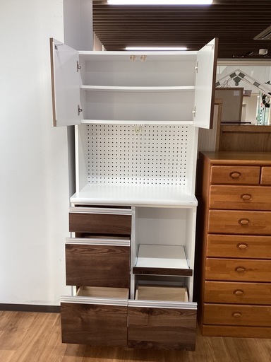 キッチンボード【町田市再生家具】　252598