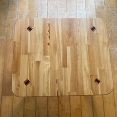 手作りテーブルの画像