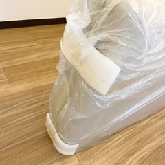 エステ・マッサージ施術用ベッド／新品／白の画像