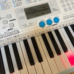 カシオ　光るキーボード　の画像