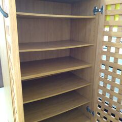 リユースのサカイ浦和店 【F500】★シューズボックス 格子扉 ハナノマの画像