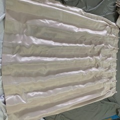 ニトリ　ピンク　遮光カーテン　レース付きの画像