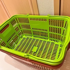 買い物かご 洗濯カゴ3個セット売りの画像