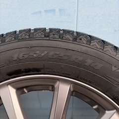 23年製　165/65　R14 トーヨータイヤスタッドレス　ハスラーの画像