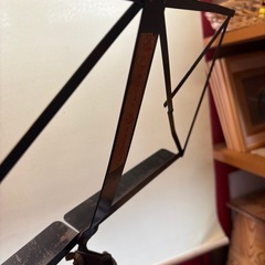 レトロな譜面台 
の画像