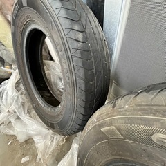 タイヤ　軽用　２点の画像