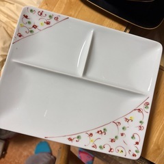 プレート　食器の画像