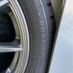 スタッドレスタイヤの画像