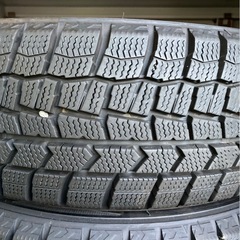 スタッドレスタイヤの画像