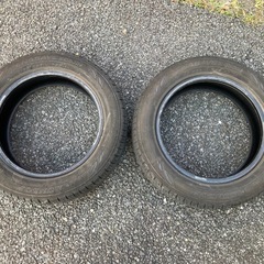 タイヤ2本の画像