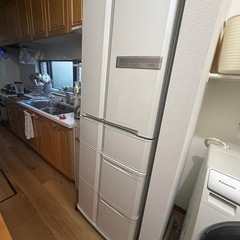 中古三菱冷蔵庫415L(2008年製)の画像