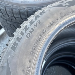 取引中235/55R18  冬タイヤの画像