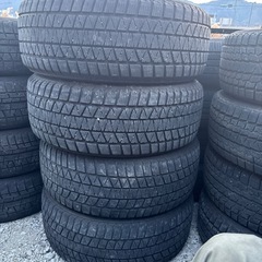 取引中235/55R18  冬タイヤの画像