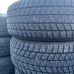 取引中235/55R18  冬タイヤの画像