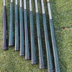 ゴルフクラブMIZUNOアイアンセット4I-9I,PW,SW,PT、BRIDGESTONEキャディ－バッグ付きの画像