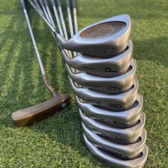 ゴルフクラブMIZUNOアイアンセット4I-9I,PW,SW,PT、BRIDGESTONEキャディ－バッグ付きの画像