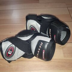 【アイスホッケーパンツ】EASTONジュニアセットの画像