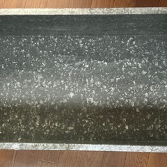 昭和レトロなブリキの衣装ケースの画像