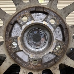 スタッドレスタイヤ　ホイール付き 15インチ 195/65R15　の画像